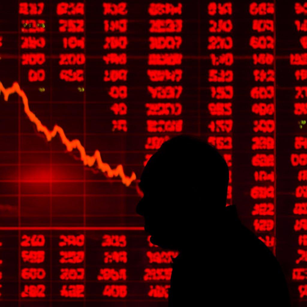 光模块股下跌，投资者权衡CPO扩产与需求